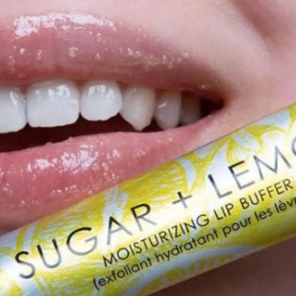 Seraphine Botanicals Lemon Balm + Thyme Nourishing Lip Scrub